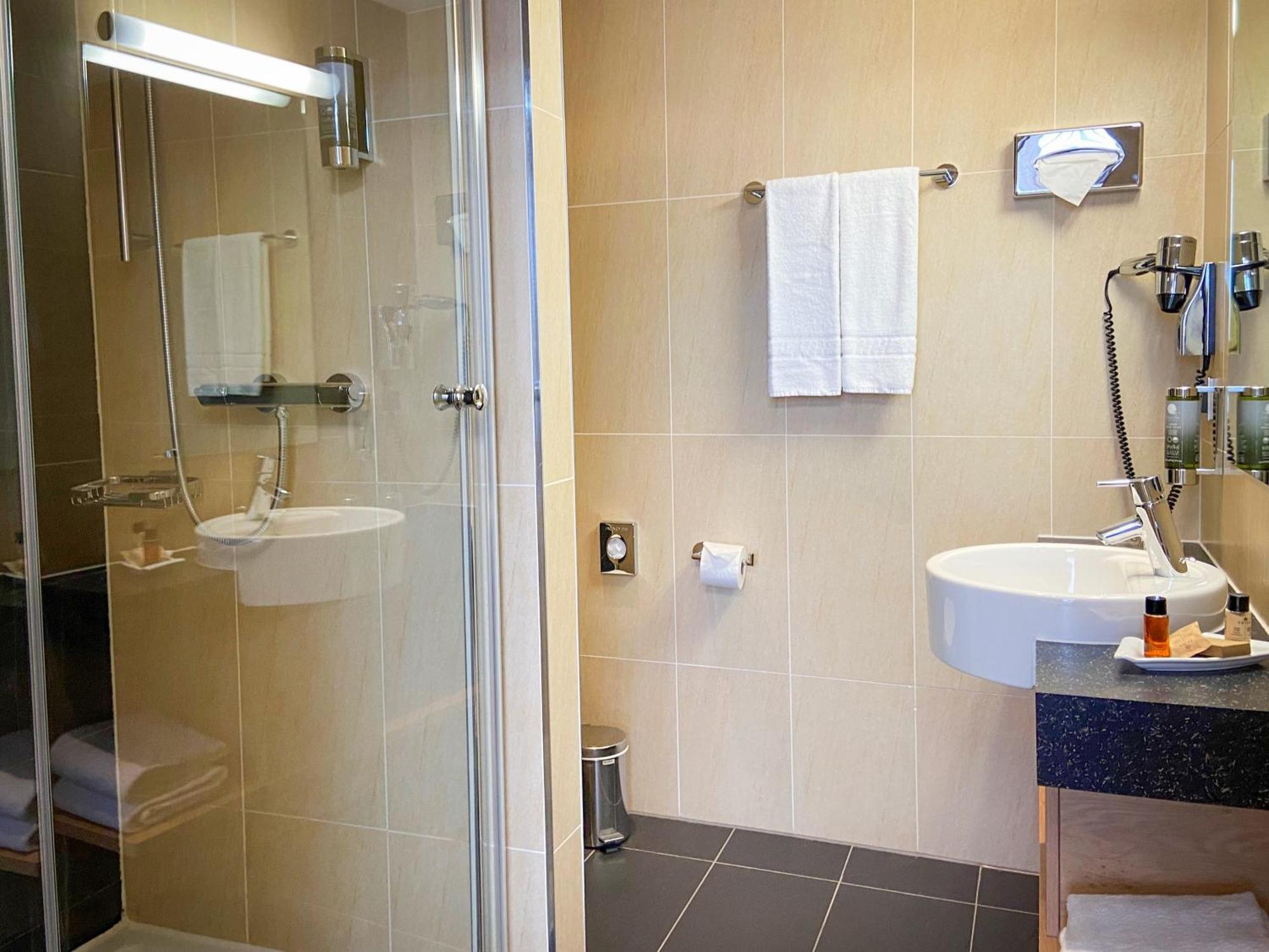 Hotel Bildungsblick Kirchseeon المظهر الخارجي الصورة